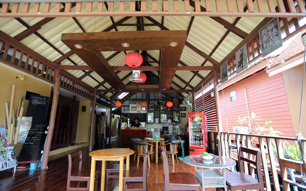 Sincere Hostel Bar And Bistro Koh Lanta Exterior photo